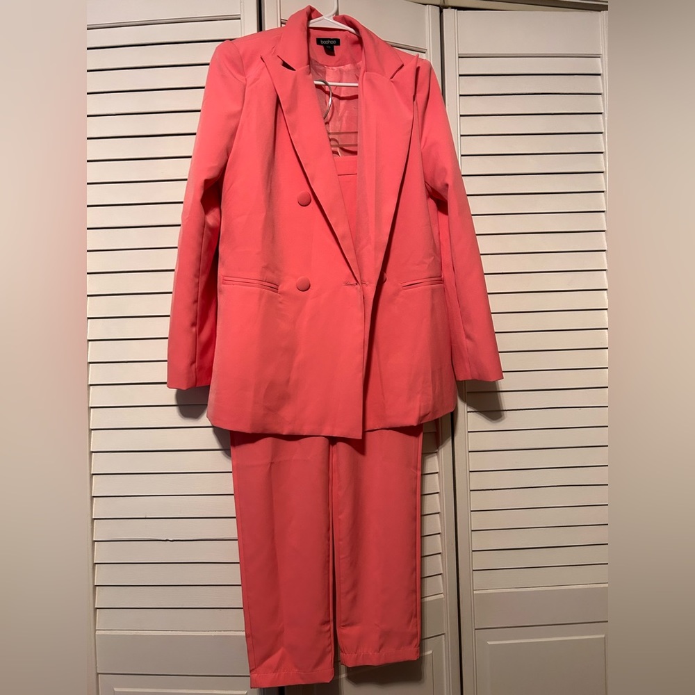 Bubblegum pink suit set size 4
